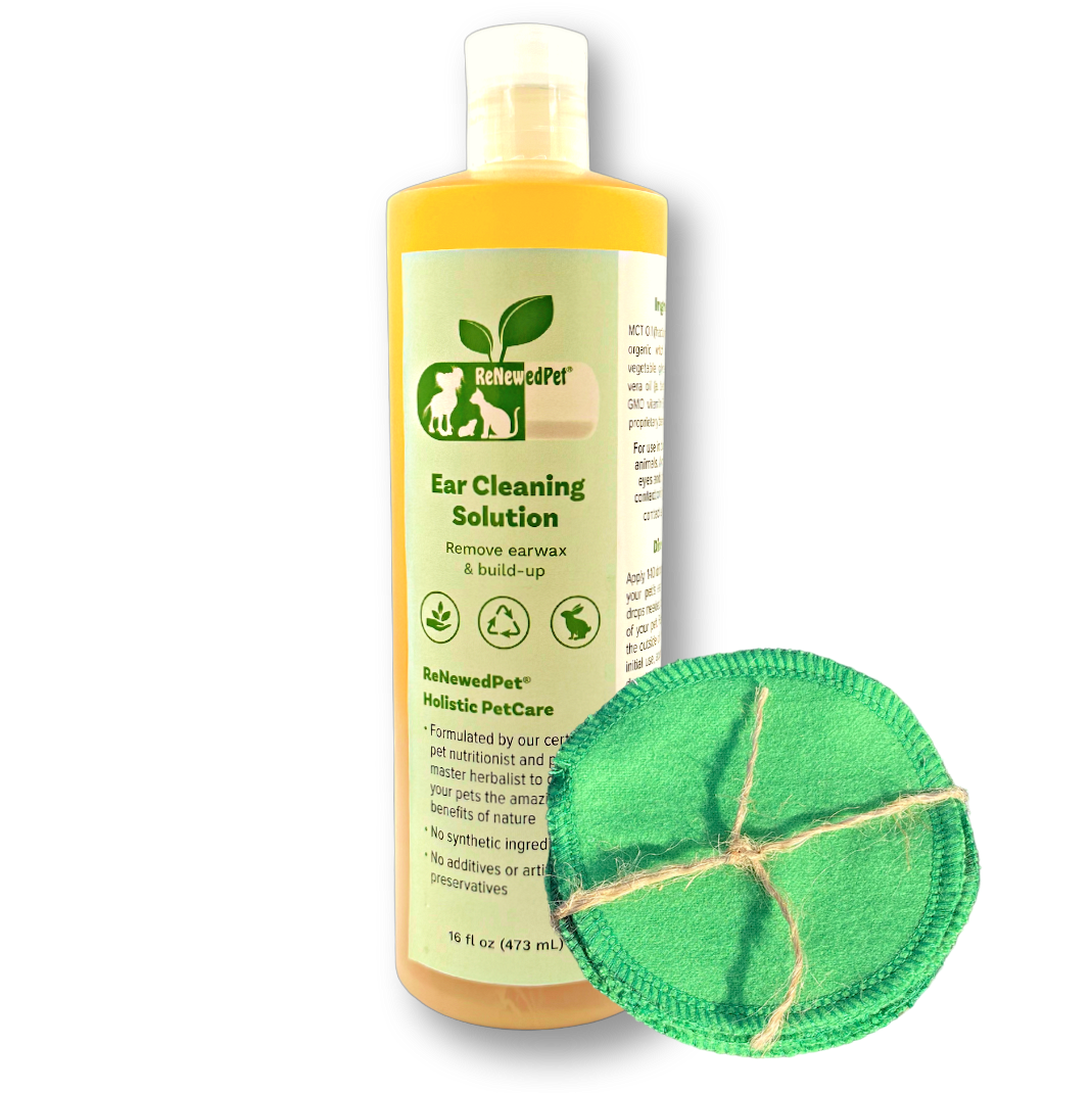 Pet ear cleaning solution bottle, 16 fl oz (473 mL), with green cleaning pad