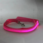Adjustable pet car seat belt strap with metal clip, pink webbing
