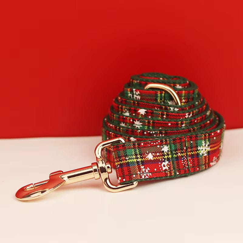 Plaid dog leash with gold clasp and swivel hook