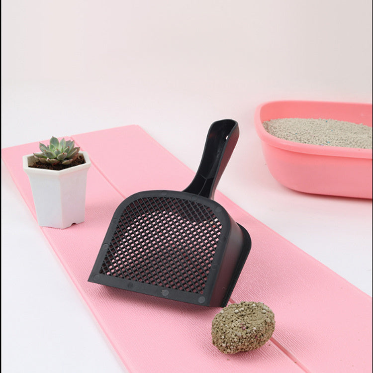 Black plastic cat litter scoop with perforated tray and long handle