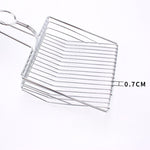 Wire mesh litter scoop with handle; shows 0.7 cm tray spacing