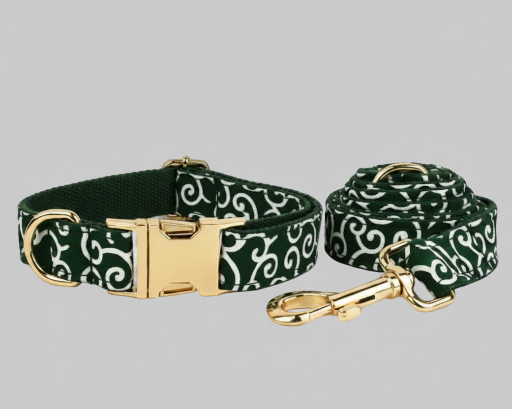 Green swirl dog collar set with gold buckle and leash attachment clip