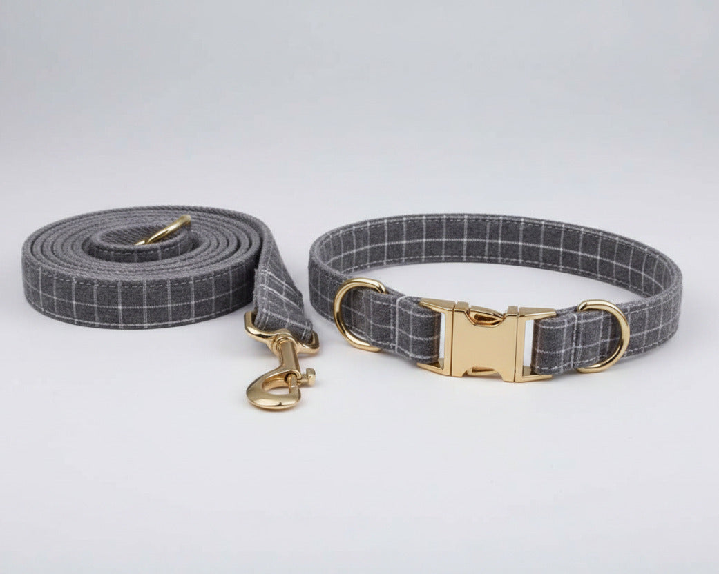 Graues Karomuster-Halsband und Leine mit goldfarbenem Metallverschluss