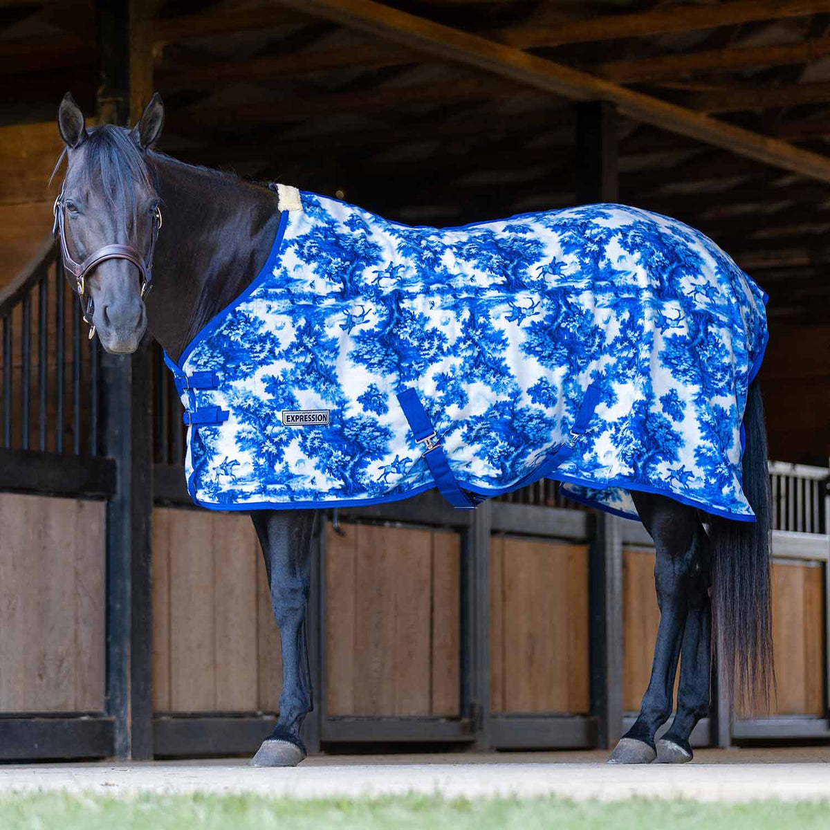 Horse cooler fleece in blue with white cloud-like abstract pattern