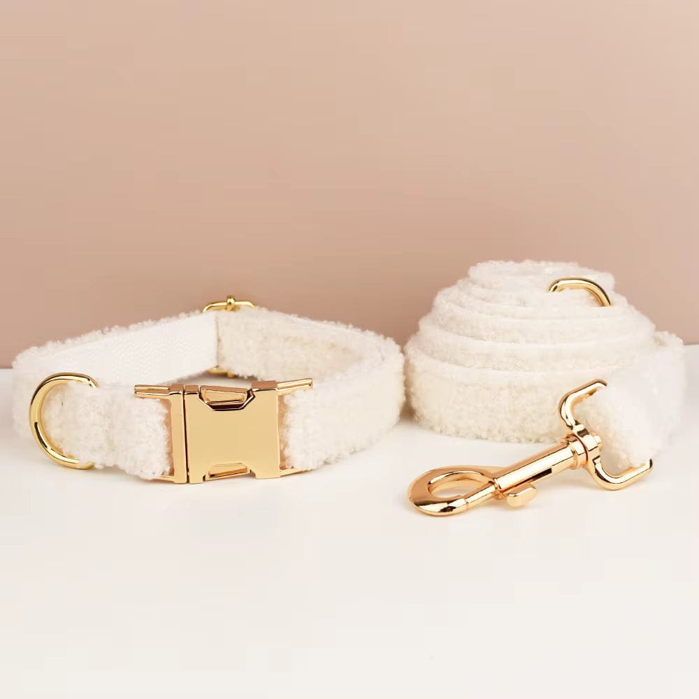 Off-white teddy knit pet collar and leash set with gold-tone buckle and clasp
